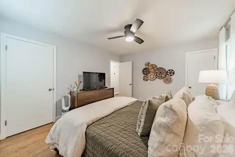 3723 Litchfield Road Charlotte NC 28211