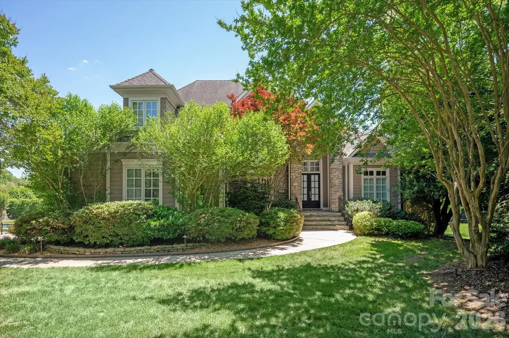 12509 Pine Valley Club Drive Charlotte NC 28277