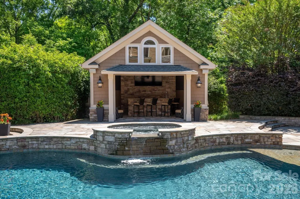 12509 Pine Valley Club Drive Charlotte NC 28277