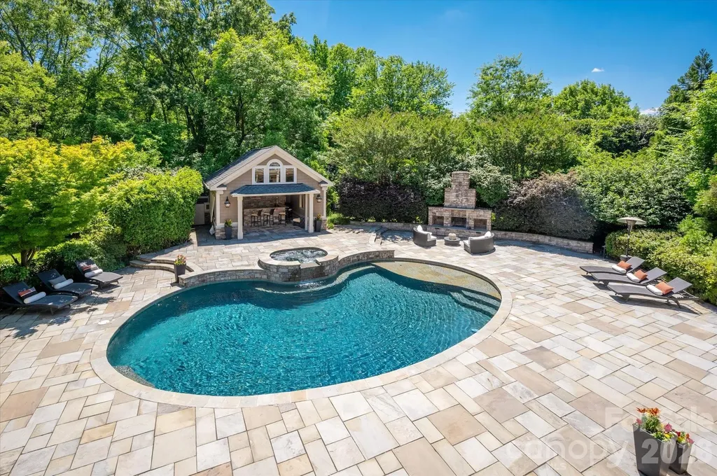 12509 Pine Valley Club Drive Charlotte NC 28277
