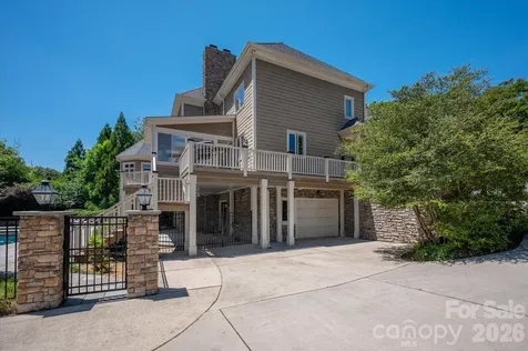 12509 Pine Valley Club Drive Charlotte NC 28277