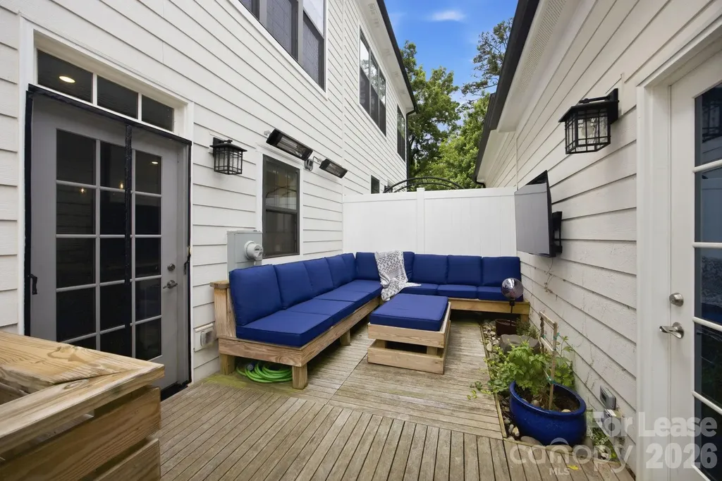 519 Griffith Village Lane Davidson NC 28036