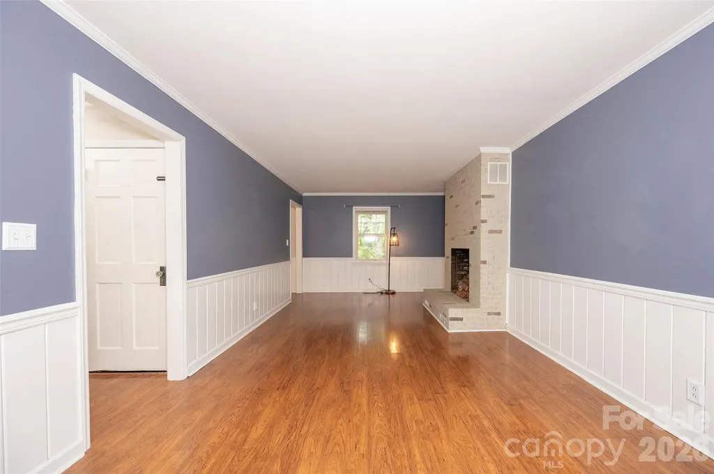 6175 La Crosse Court Clemmons NC 27012