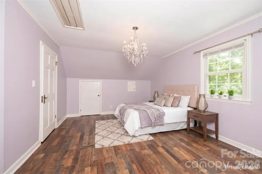 6175 La Crosse Court Clemmons NC 27012