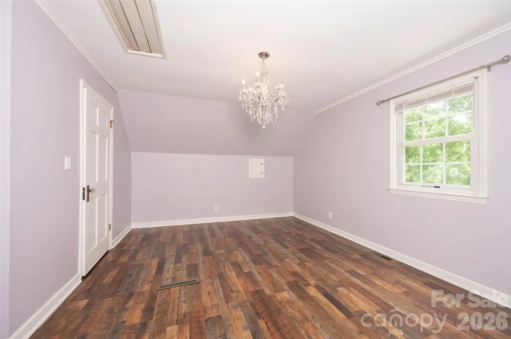 6175 La Crosse Court Clemmons NC 27012