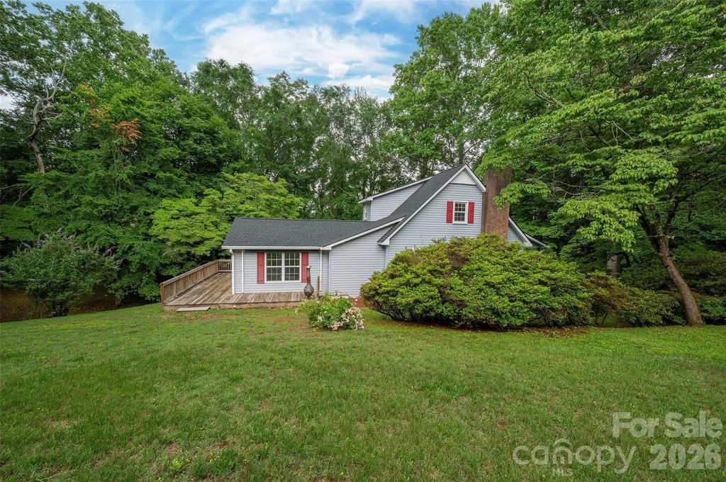 6175 La Crosse Court Clemmons NC 27012