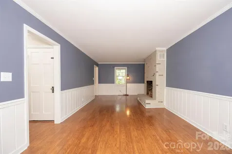 6175 La Crosse Court Clemmons NC 27012