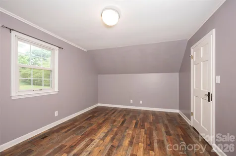 6175 La Crosse Court Clemmons NC 27012