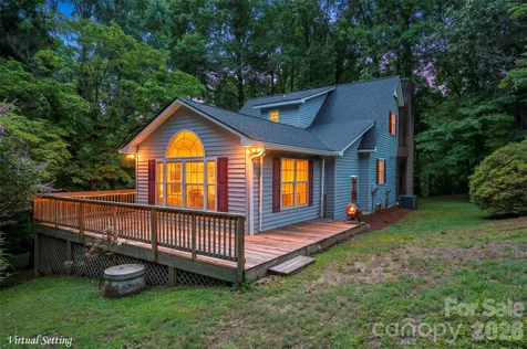 6175 La Crosse Court Clemmons NC 27012
