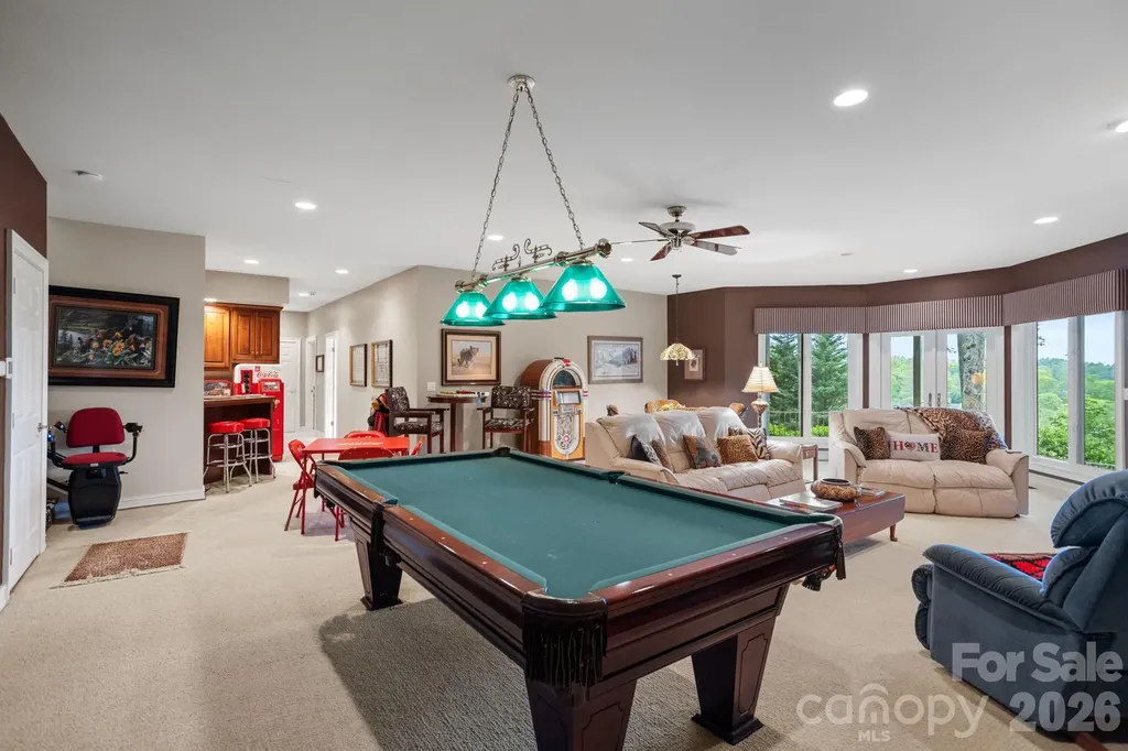 209 Pineholt Lane Flat Rock NC 28731