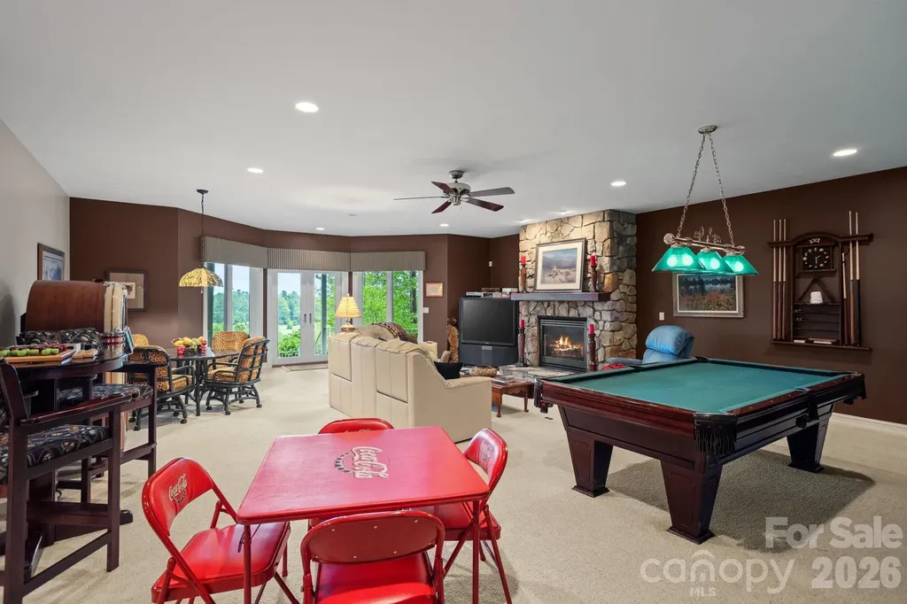 209 Pineholt Lane Flat Rock NC 28731