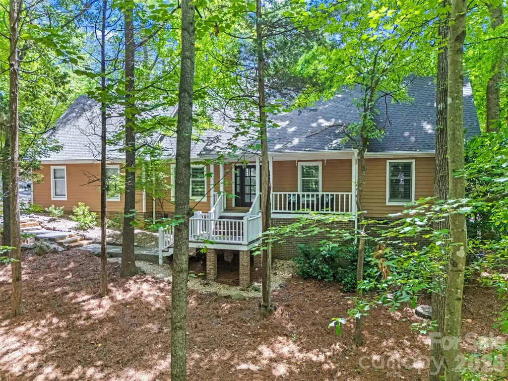 13 Bald Eagle Road Lake Wylie SC 29710