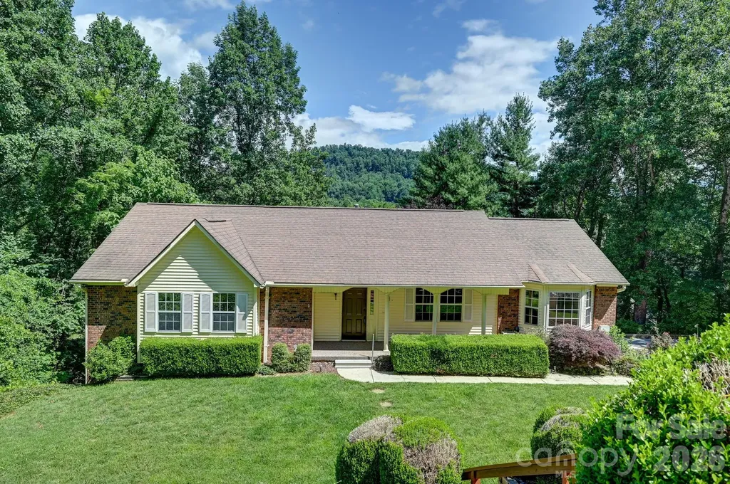 31 Surrey Run Asheville NC 28803