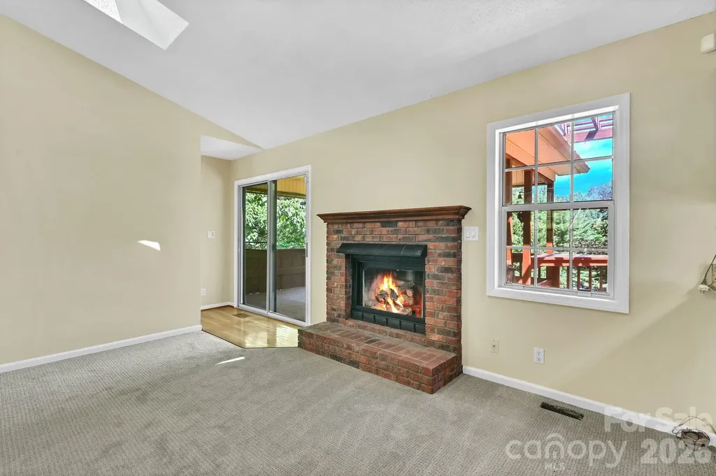 31 Surrey Run Asheville NC 28803