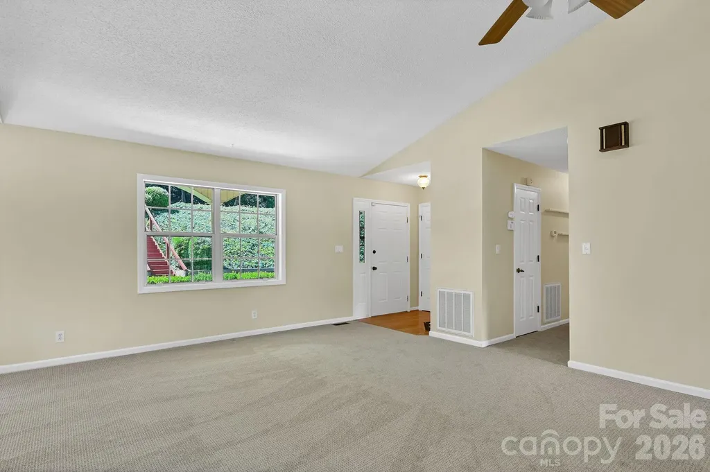 31 Surrey Run Asheville NC 28803