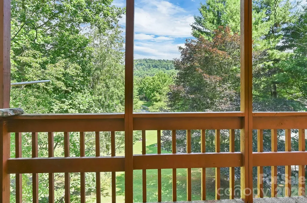 31 Surrey Run Asheville NC 28803