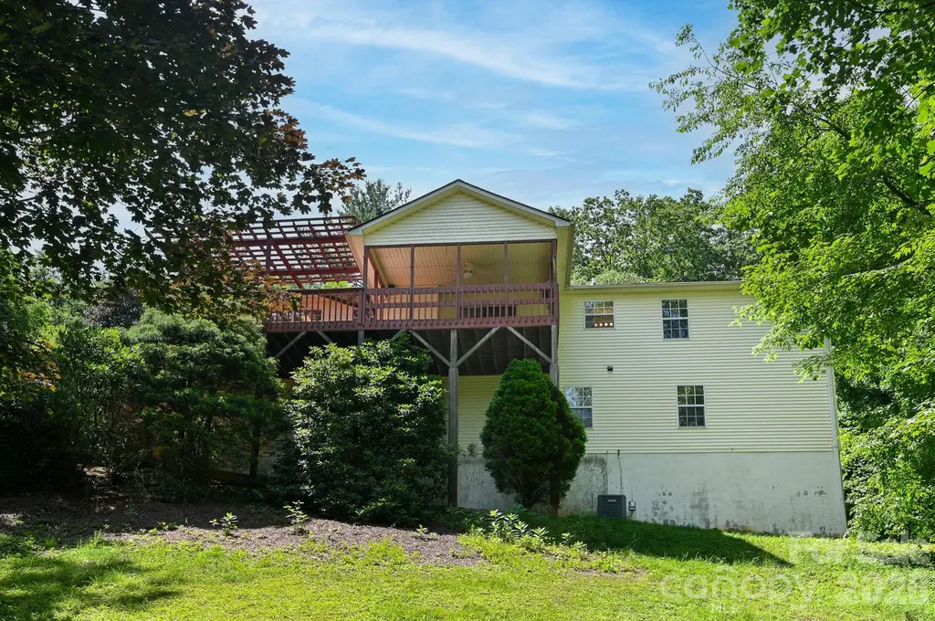 31 Surrey Run Asheville NC 28803