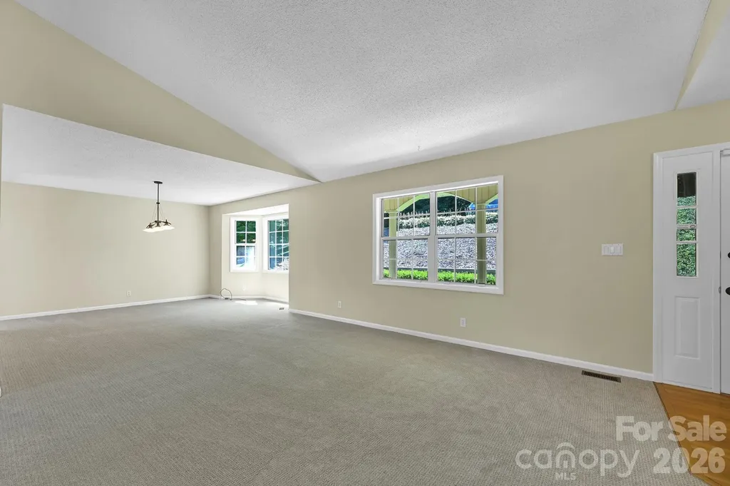 31 Surrey Run Asheville NC 28803