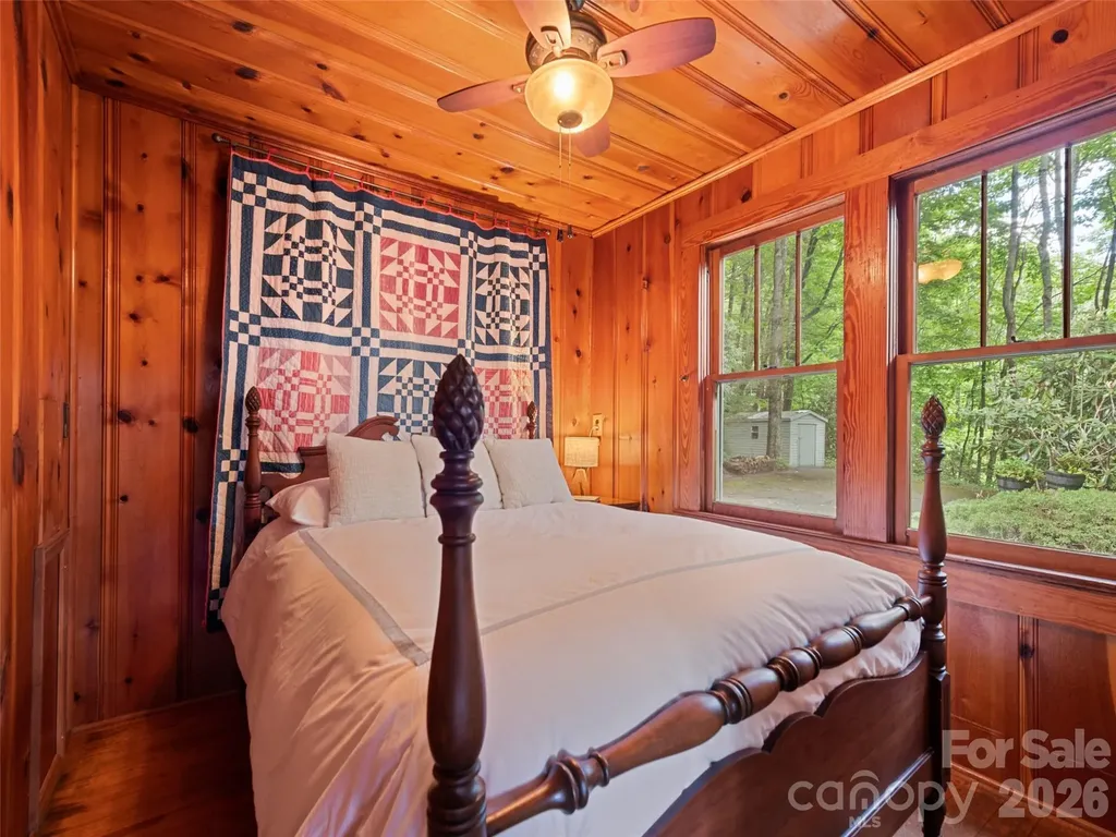 104 The High Road Waynesville NC 28786