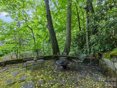 104 The High Road Waynesville NC 28786