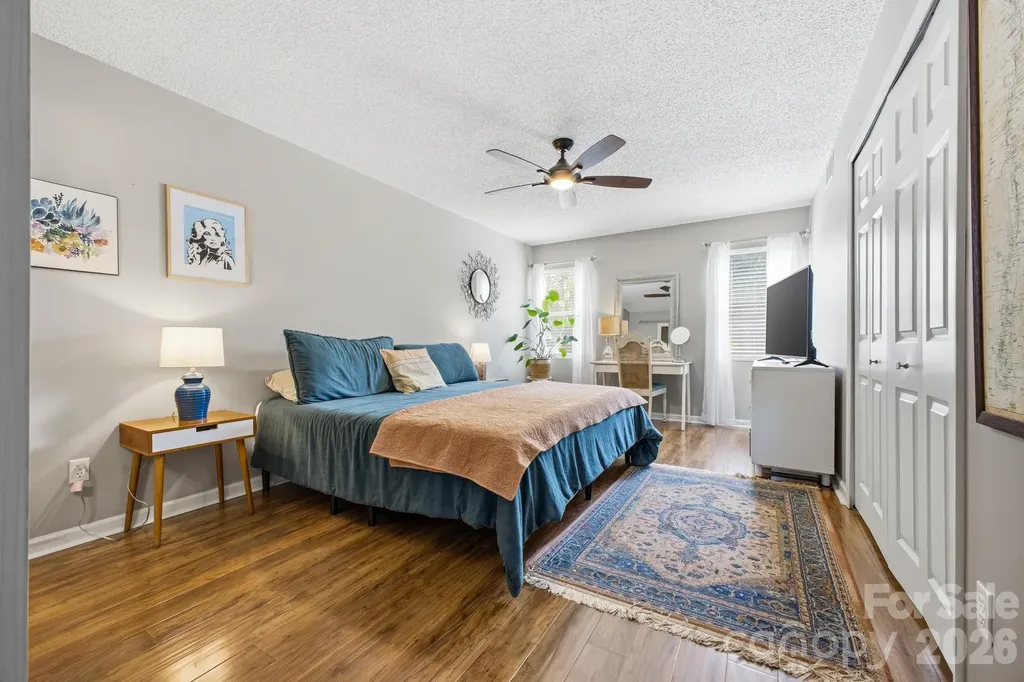 2305 Abbey Circle Asheville NC 28805