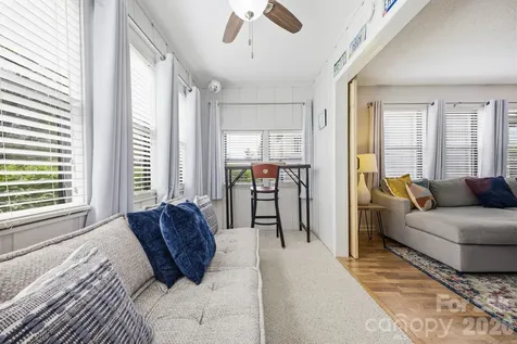 2305 Abbey Circle Asheville NC 28805