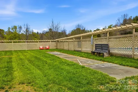 2305 Abbey Circle Asheville NC 28805