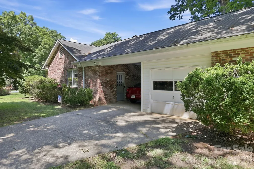 401 White Oaks Drive Salisbury NC 28147