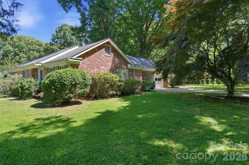 401 White Oaks Drive Salisbury NC 28147