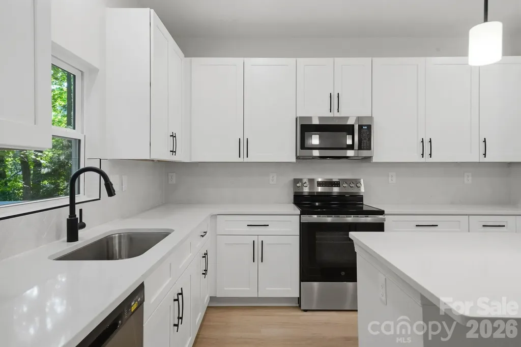 2829 Overlook Trail Charlotte NC 28212