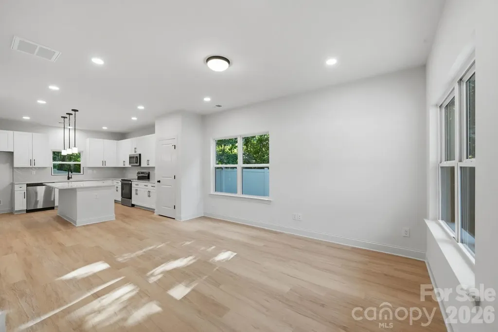 2829 Overlook Trail Charlotte NC 28212