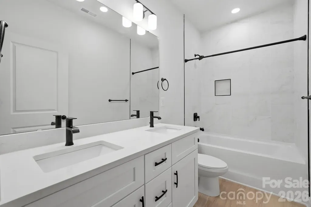 2829 Overlook Trail Charlotte NC 28212