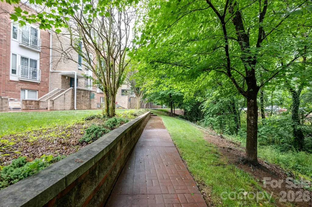 3921 Picasso Court Charlotte NC 28205