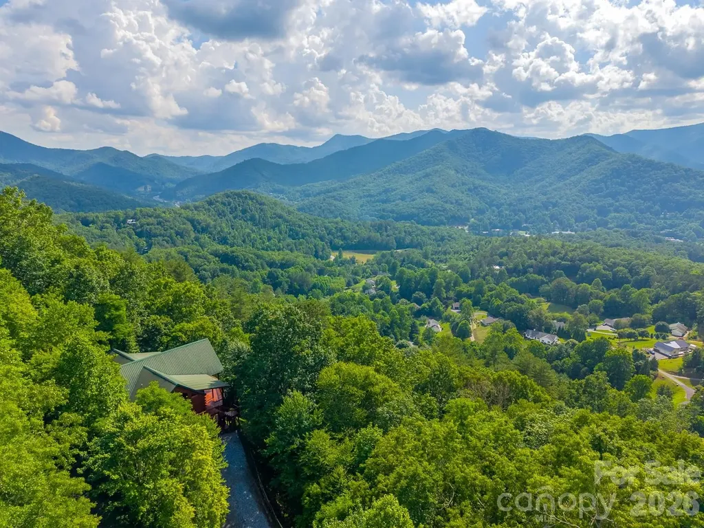 22 Kako Ridge Sylva NC 28779