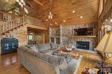 22 Kako Ridge Sylva NC 28779