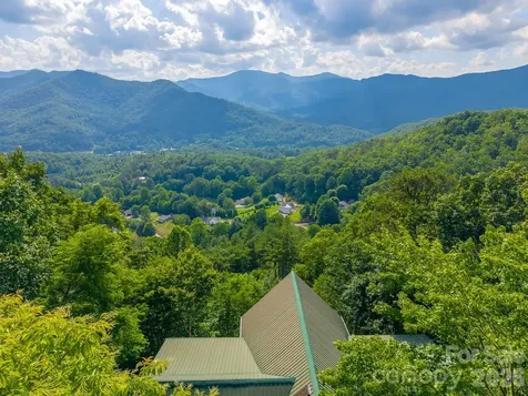 22 Kako Ridge Sylva NC 28779
