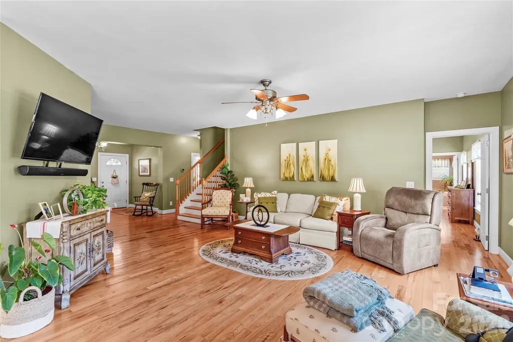 339 Johnson Farm Road Hiddenite NC 28636