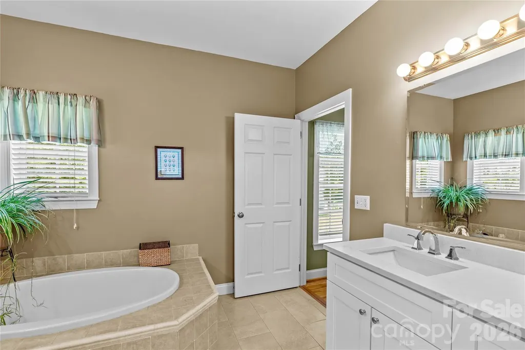 339 Johnson Farm Road Hiddenite NC 28636