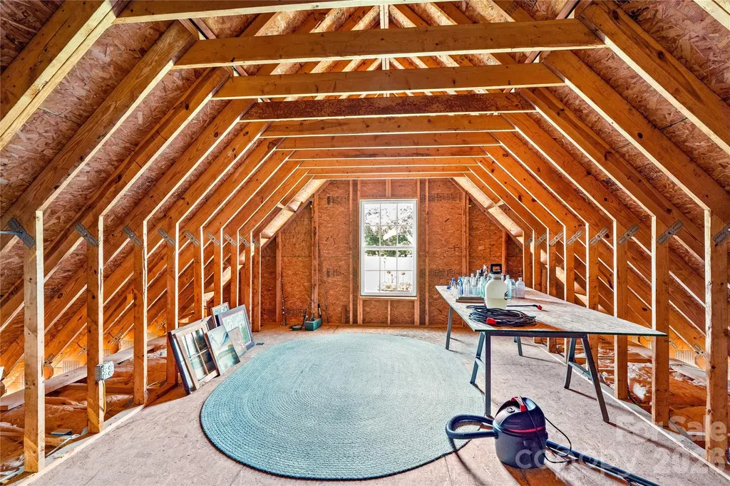 339 Johnson Farm Road Hiddenite NC 28636