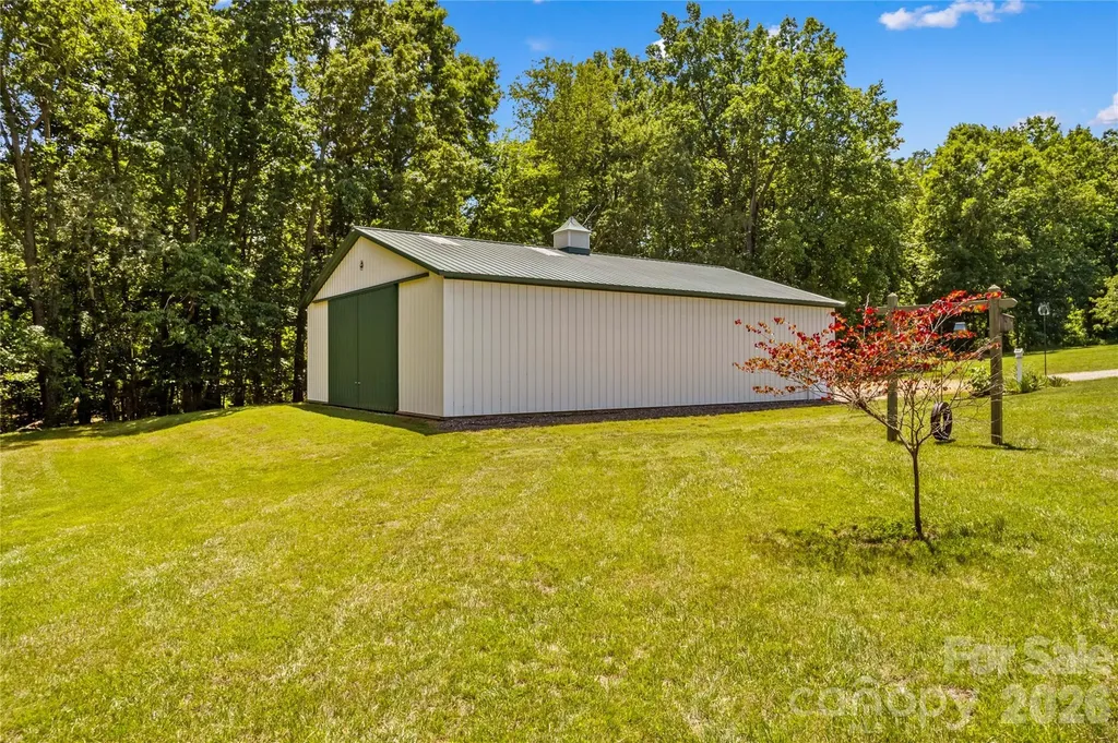 339 Johnson Farm Road Hiddenite NC 28636
