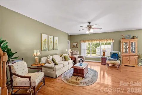 339 Johnson Farm Road Hiddenite NC 28636
