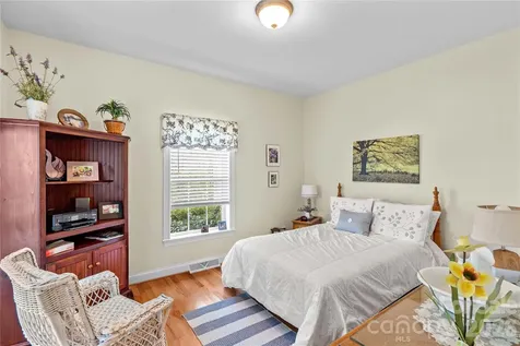 339 Johnson Farm Road Hiddenite NC 28636
