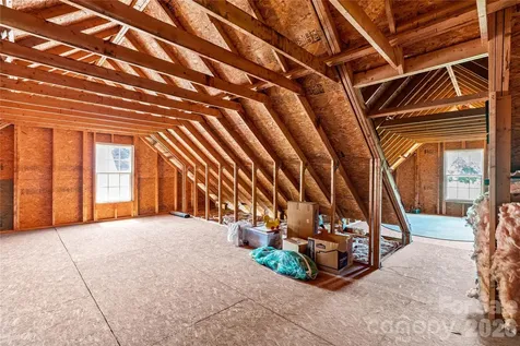 339 Johnson Farm Road Hiddenite NC 28636