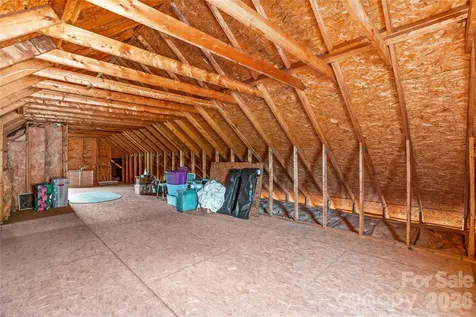 339 Johnson Farm Road Hiddenite NC 28636