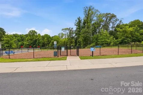 8134 Merryvale Lane Charlotte NC 28214