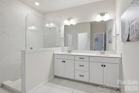 8134 Merryvale Lane Charlotte NC 28214
