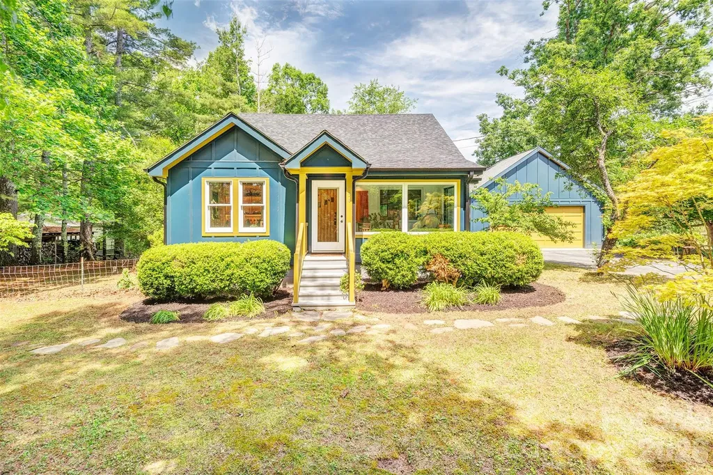 136 Graveyard Road Fairview NC 28730