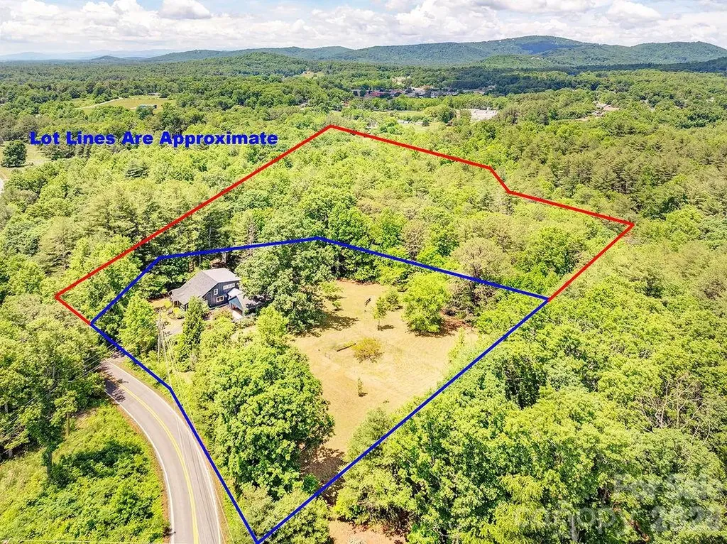 136 Graveyard Road Fairview NC 28730