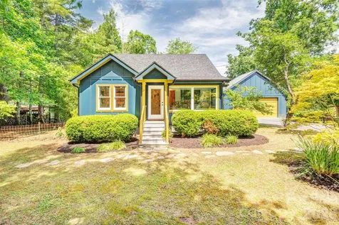 136 Graveyard Road Fairview NC 28730
