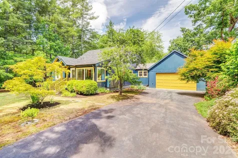 136 Graveyard Road Fairview NC 28730